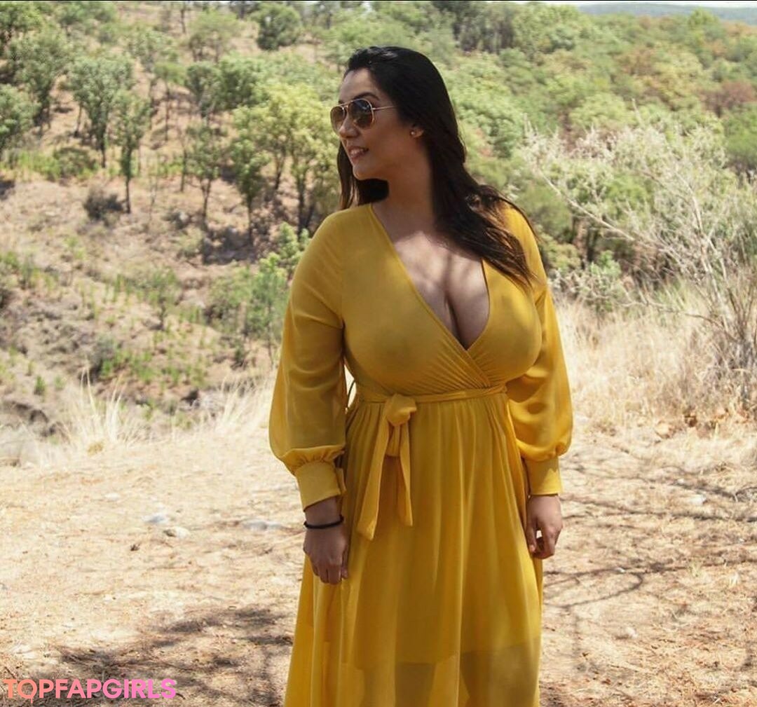 Foto di nudo di fuga di OnlyFans di Isa Malone #31 Foto di nudo di fuga di OnlyFans di Isa Malone #31