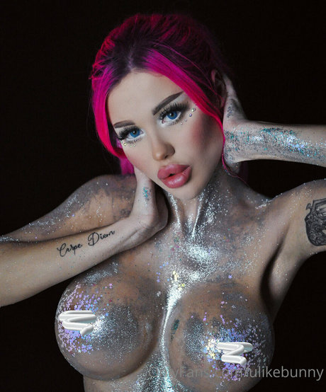 Foto di nudo di fuga di OnlyFans di Ursakura