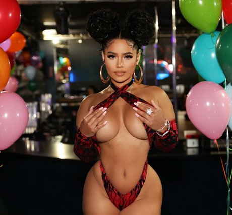 Foto di nudo di fuga di OnlyFans di Makeawishstar