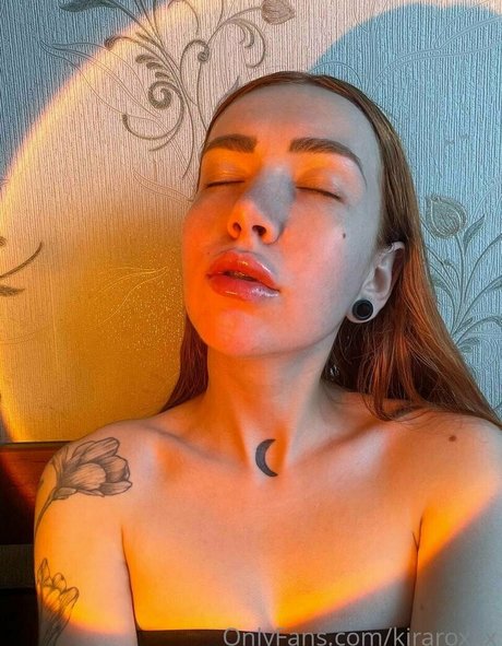 Foto di nudo di fuga di OnlyFans di Kiraroxx