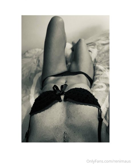 Foto di nudo di fuga di OnlyFans di Loveislove01