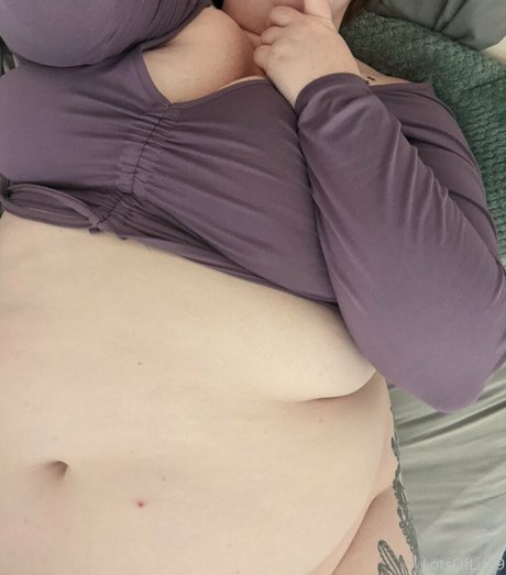 Foto di nudo di fuga di OnlyFans di Belthaneb
