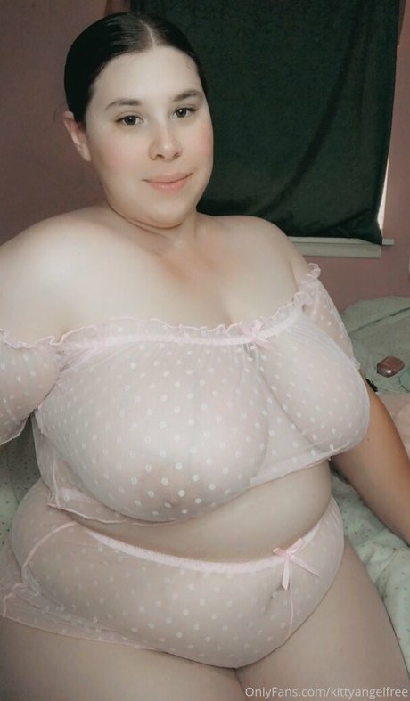 Foto di nudo di fuga di OnlyFans di Kittyangelfree