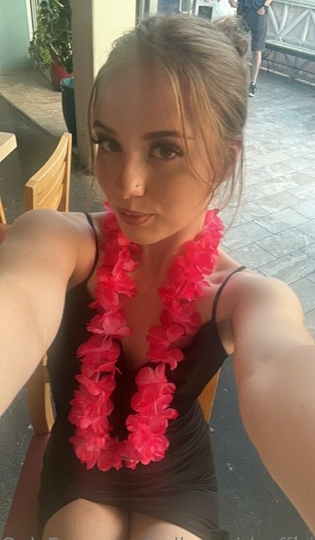 Collegegirlsofficial