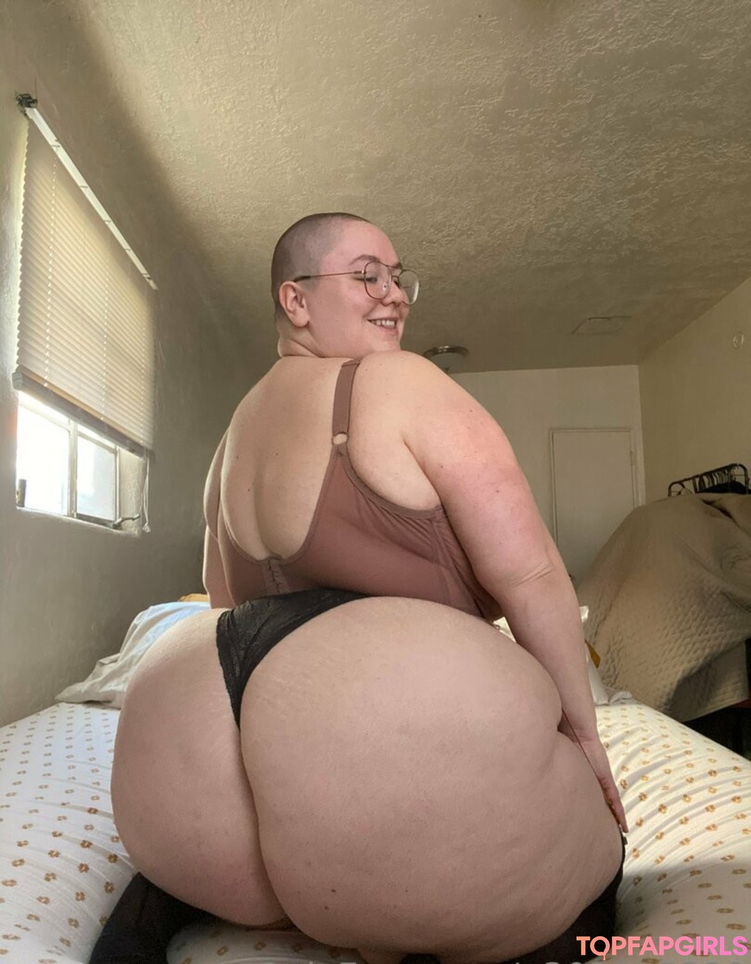 Foto di nudo di fuga di OnlyFans di Bbwfrogprincess #19 Foto di nudo di fuga di OnlyFans di Bbwfrogprincess #19