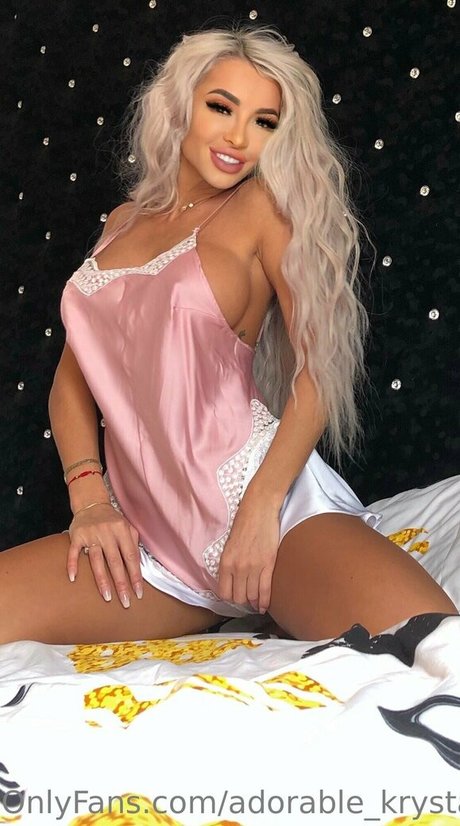 Foto di nudo di fuga di OnlyFans di Adorablekrystal