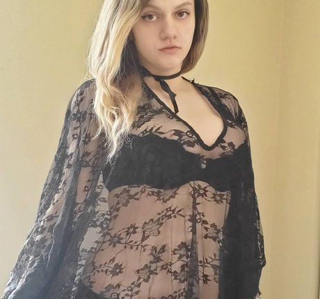Foto di nudo di fuga di OnlyFans di Annonalfa