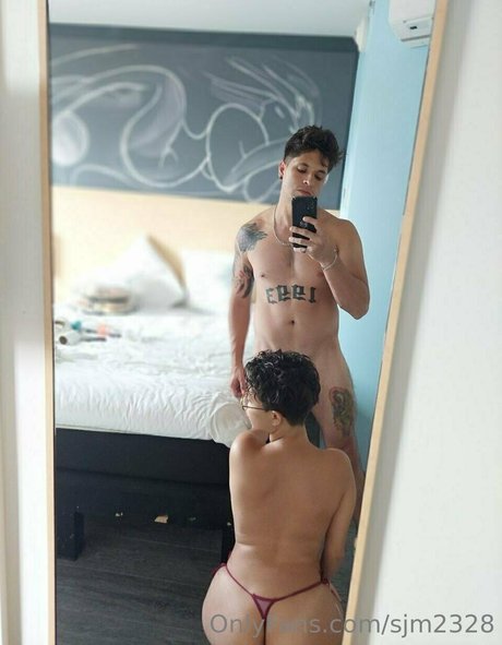 Foto di nudo di fuga di OnlyFans di Sjm2328