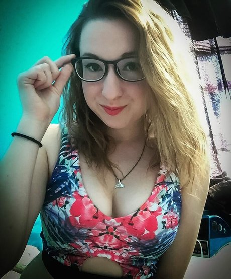 Foto di nudo di fuga di OnlyFans di Krisea Marina