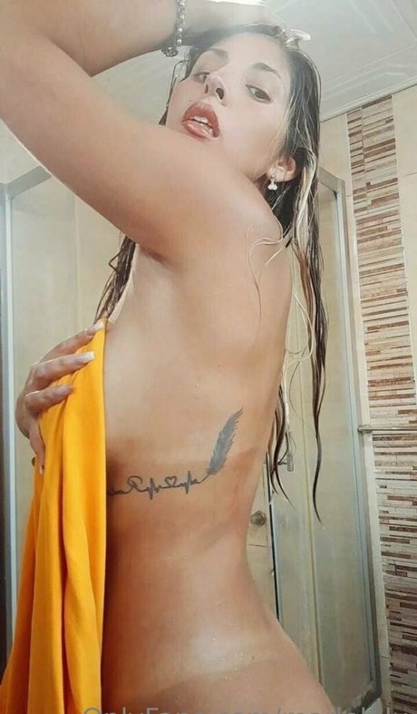 Foto di nudo di fuga di OnlyFans di Marlelulu