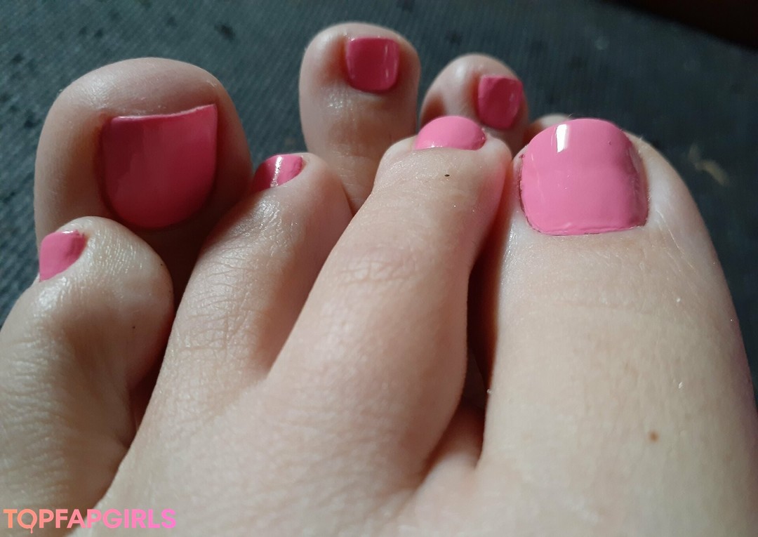 Foto di nudo di fuga di OnlyFans di Lynfootgoddess #80 Foto di nudo di fuga di OnlyFans di Lynfootgoddess #80