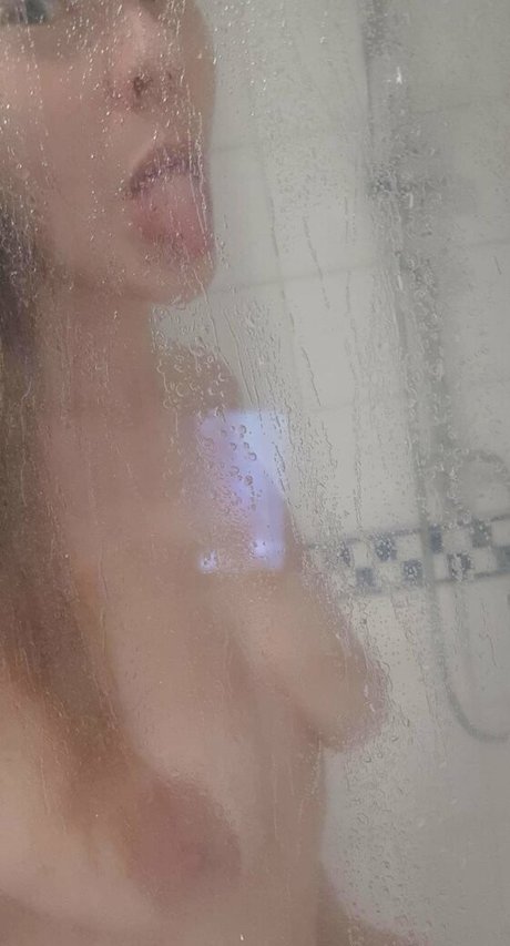 Foto di nudo di fuga di OnlyFans di Sandyambrosia