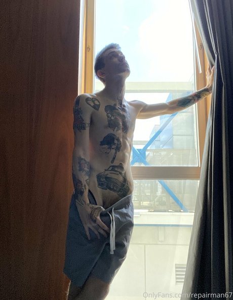 Foto di nudo di fuga di OnlyFans di Repairman67