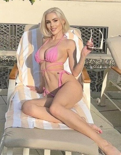 Foto di nudo di fuga di OnlyFans di Jacklyntiger