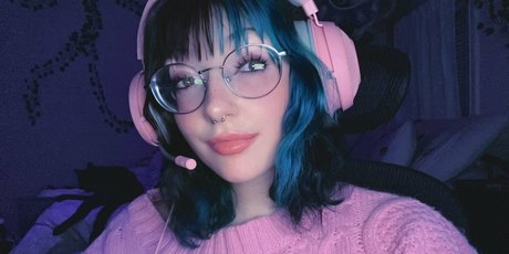 Foto di nudo di fuga di OnlyFans di Ariefaerie