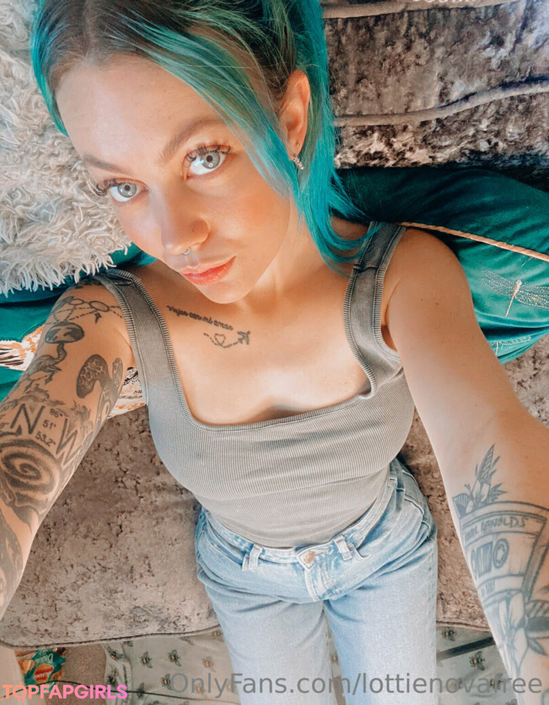 Foto di nudo di fuga di OnlyFans di Lottienovafree #14 Foto di nudo di fuga di OnlyFans di Lottienovafree #14