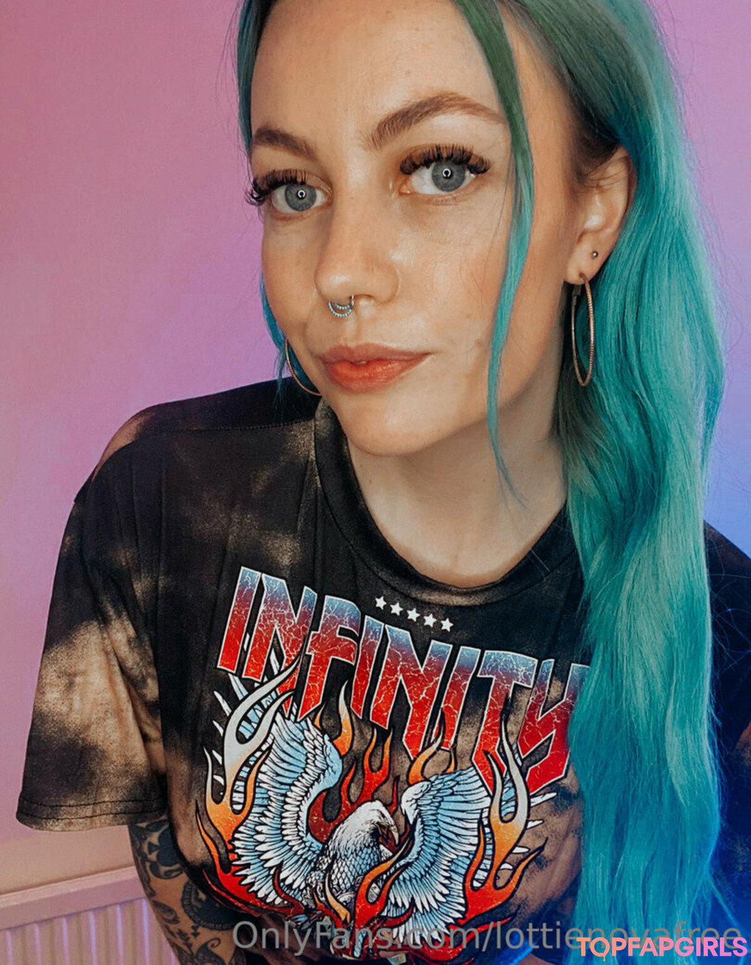Foto di nudo di fuga di OnlyFans di Lottienovafree #5 Foto di nudo di fuga di OnlyFans di Lottienovafree #5