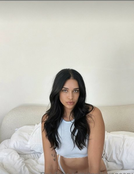 Aprillovegeary