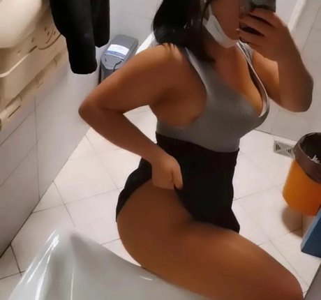 Foto di nudo di fuga di OnlyFans di Thebestdiva