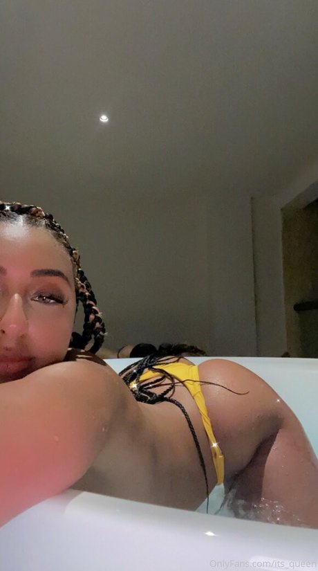 Foto di nudo di fuga di OnlyFans di Itsqueen