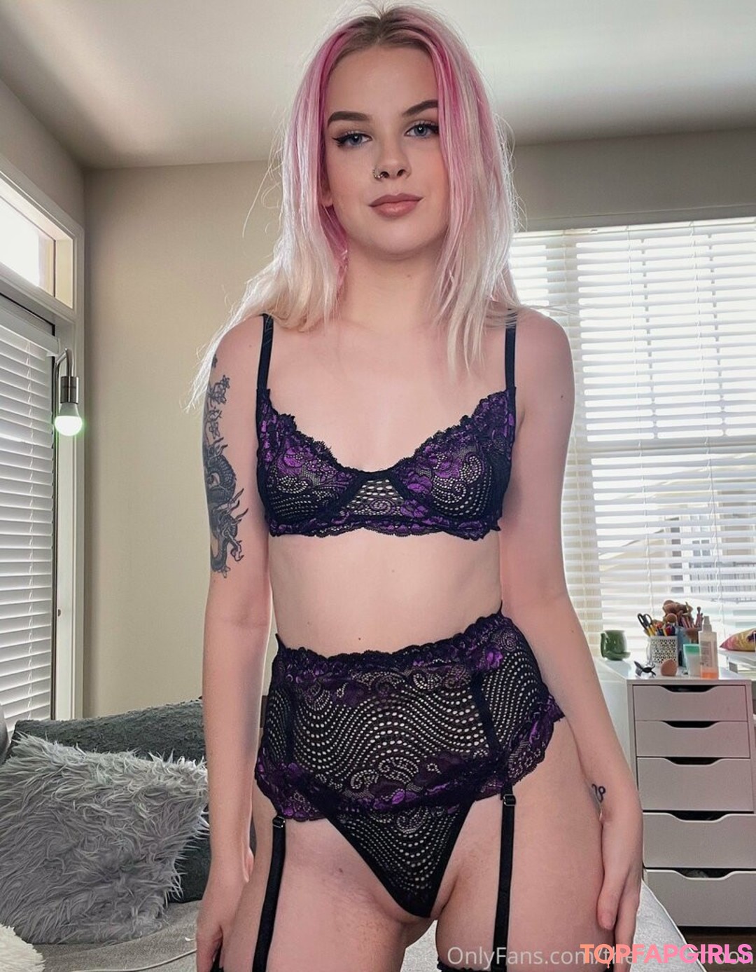 Foto di nudo di fuga di OnlyFans di Thesilvermoon #466 Foto di nudo di fuga di OnlyFans di Thesilvermoon #466