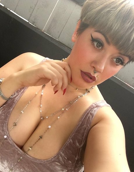 Foto di nudo di fuga di OnlyFans di Captainpartytits