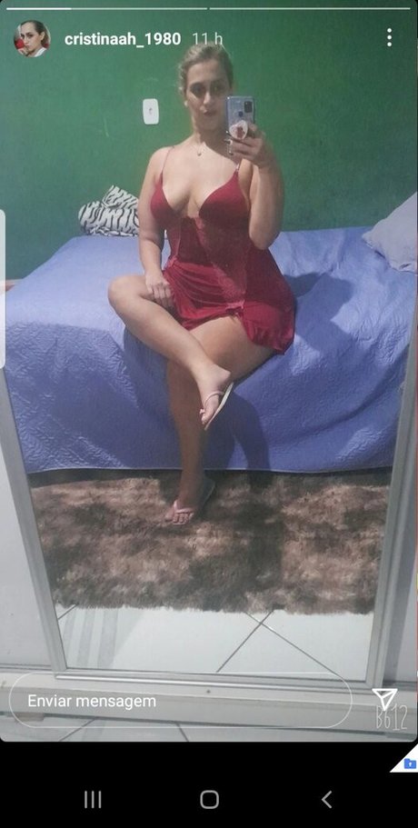 Foto di nudo di fuga di OnlyFans di Helen Cristina
