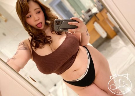 Foto di nudo di fuga di OnlyFans di Umi Mitoma