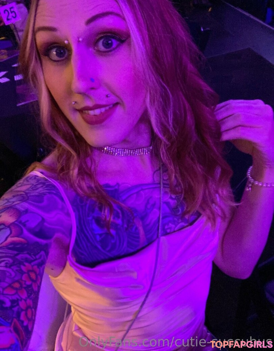 Foto di nudo di fuga di OnlyFans di Cutiesuccubus #110 Foto di nudo di fuga di OnlyFans di Cutiesuccubus #110