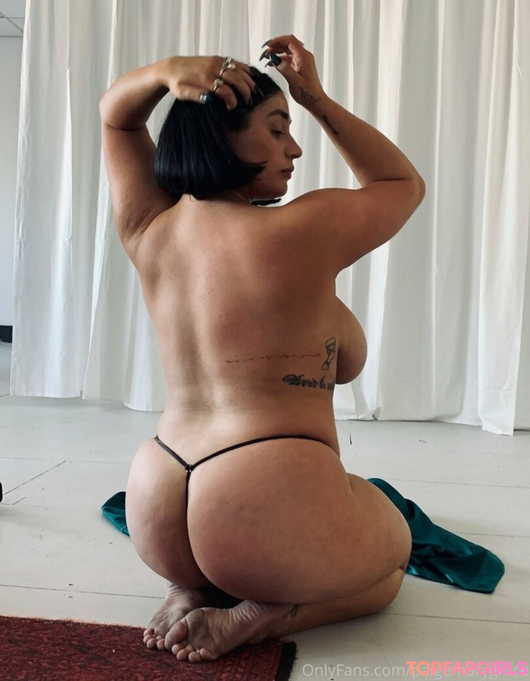 Foto di nudo di fuga di OnlyFans di Paige Mary Grace #112 Foto di nudo di fuga di OnlyFans di Paige Mary Grace #112