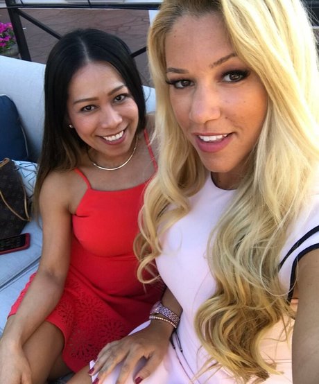 Foto di nudo di fuga di OnlyFans di Nicolle A