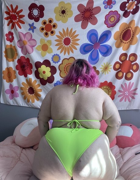 Foto di nudo di fuga di OnlyFans di Cherryjambaby