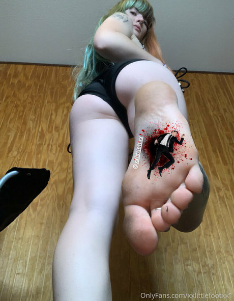 Foto di nudo di fuga di OnlyFans di Xxlittlefootxx1