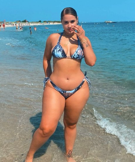 Foto di nudo di fuga di OnlyFans di Janaevic
