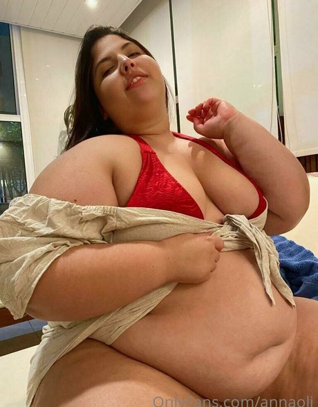 Foto di nudo di fuga di OnlyFans di Annaoli