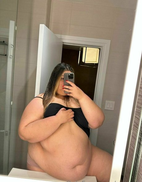 Foto di nudo di fuga di OnlyFans di Annaoli