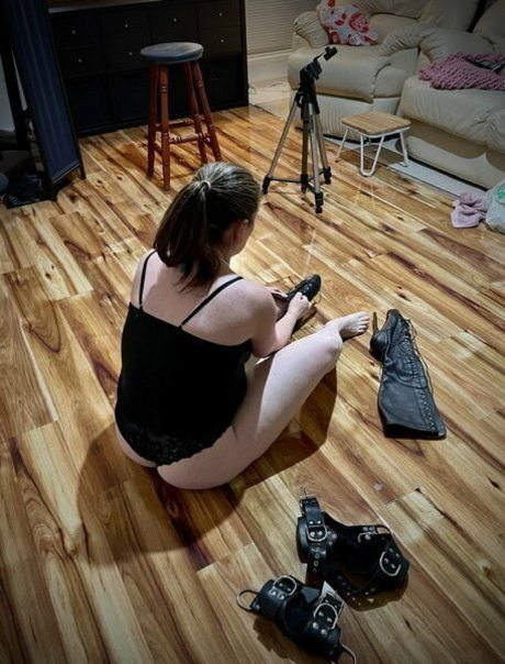 Foto di nudo di fuga di OnlyFans di Aussiebondagegirl
