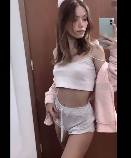 Foto di nudo di fuga di OnlyFans di Biblanc69