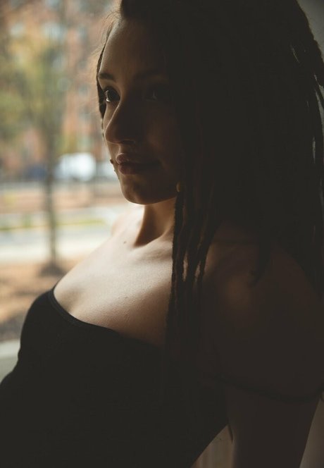 Foto di nudo di fuga di OnlyFans di Gjane