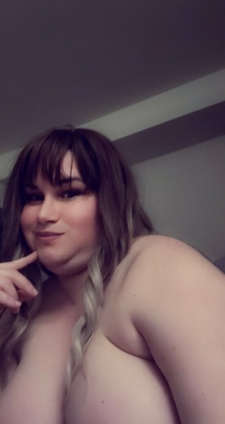 Foto di nudo di fuga di OnlyFans di Azismiss