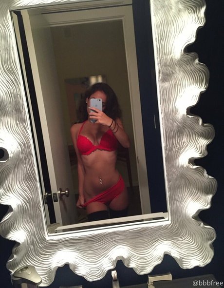 Foto di nudo di fuga di OnlyFans di Bbbabieee