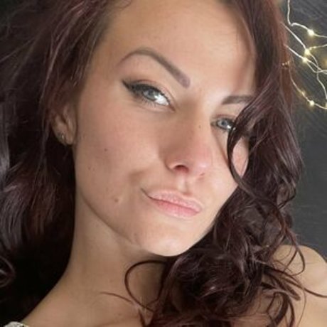 Foto di nudo di fuga di OnlyFans di Murgiss
