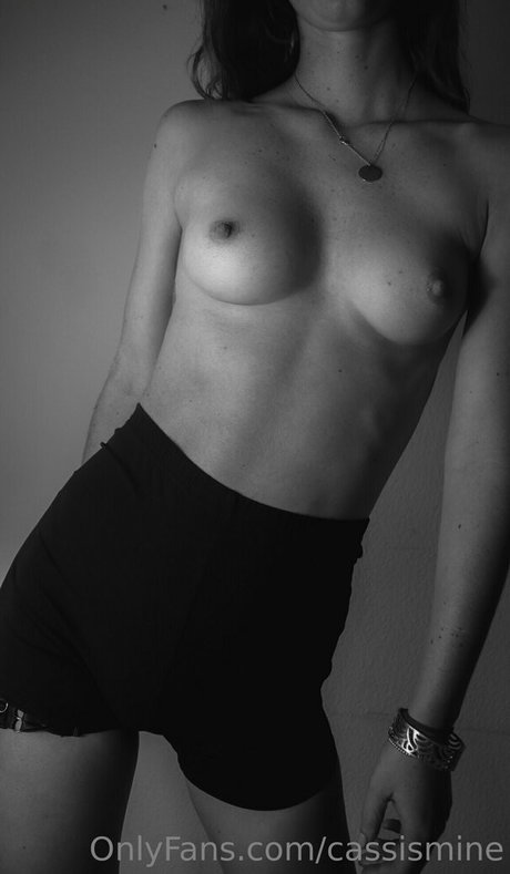 Cassismine
