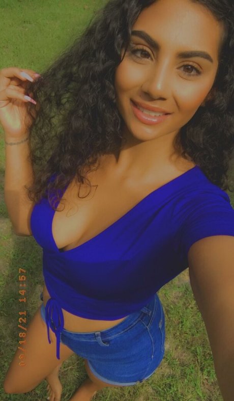 Foto di nudo di fuga di OnlyFans di Priya Singh
