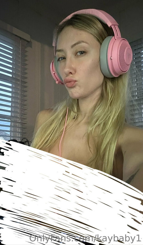 Foto di nudo di fuga di OnlyFans di Kaybaby1