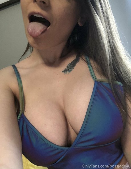 Foto di nudo di fuga di OnlyFans di Bossjade4ufree