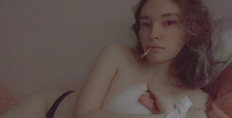 Foto di nudo di fuga di OnlyFans di Phiabelinda