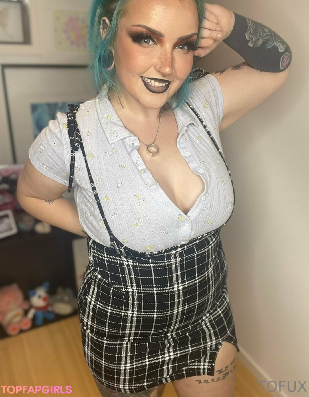 Foto di nudo di fuga di OnlyFans di Harpervalentinevip #3 Foto di nudo di fuga di OnlyFans di Harpervalentinevip #3