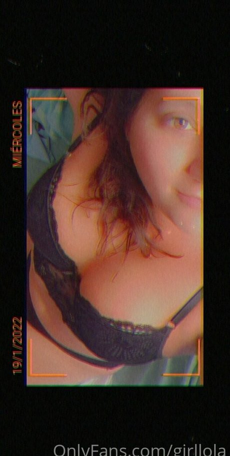 Foto di nudo di fuga di OnlyFans di Girllola