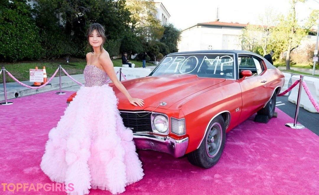 Foto di nudo di fuga di OnlyFans di Peyton Elizabeth Lee #16 Foto di nudo di fuga di OnlyFans di Peyton Elizabeth Lee #16